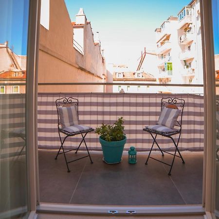 The Lion'S Den Bnb Trieste Bagian luar foto