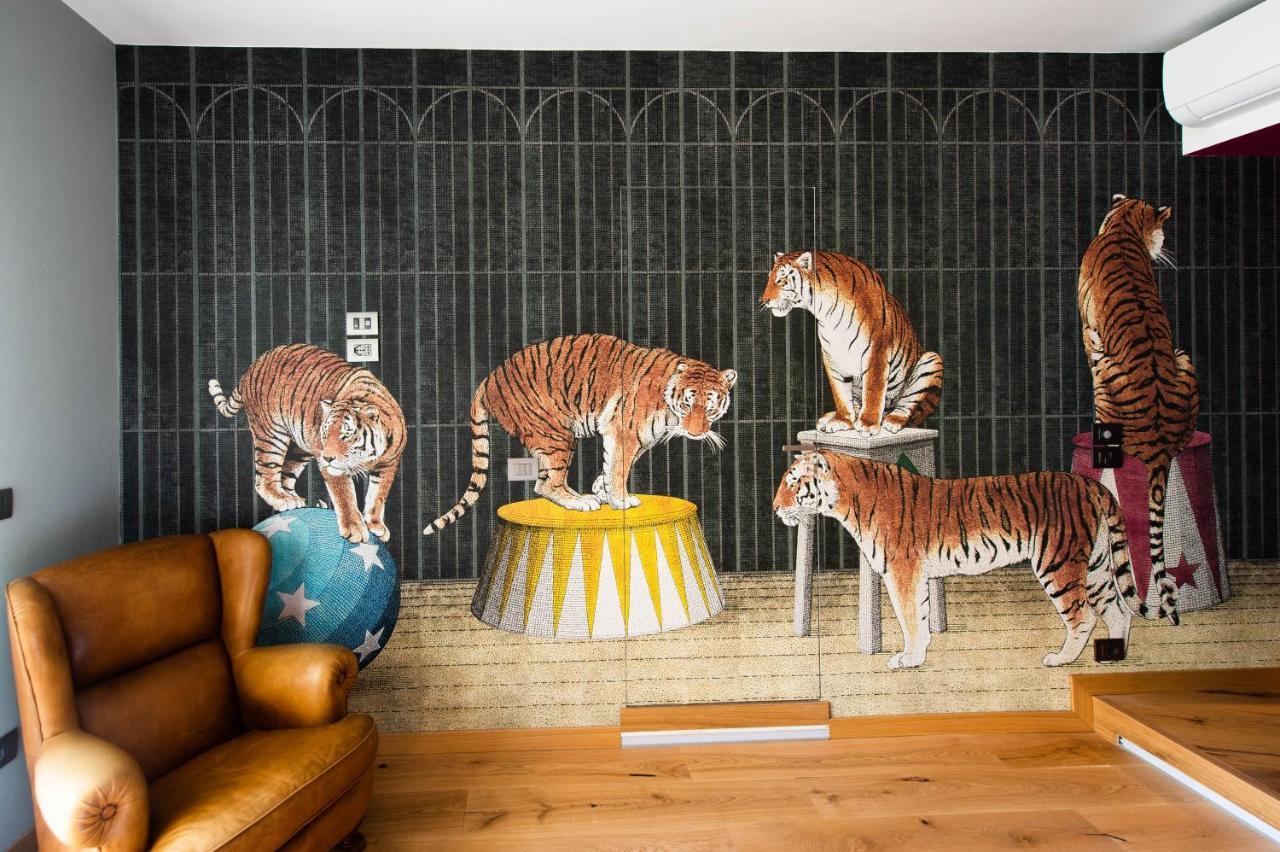The Lion'S Den Bnb Trieste Bagian luar foto