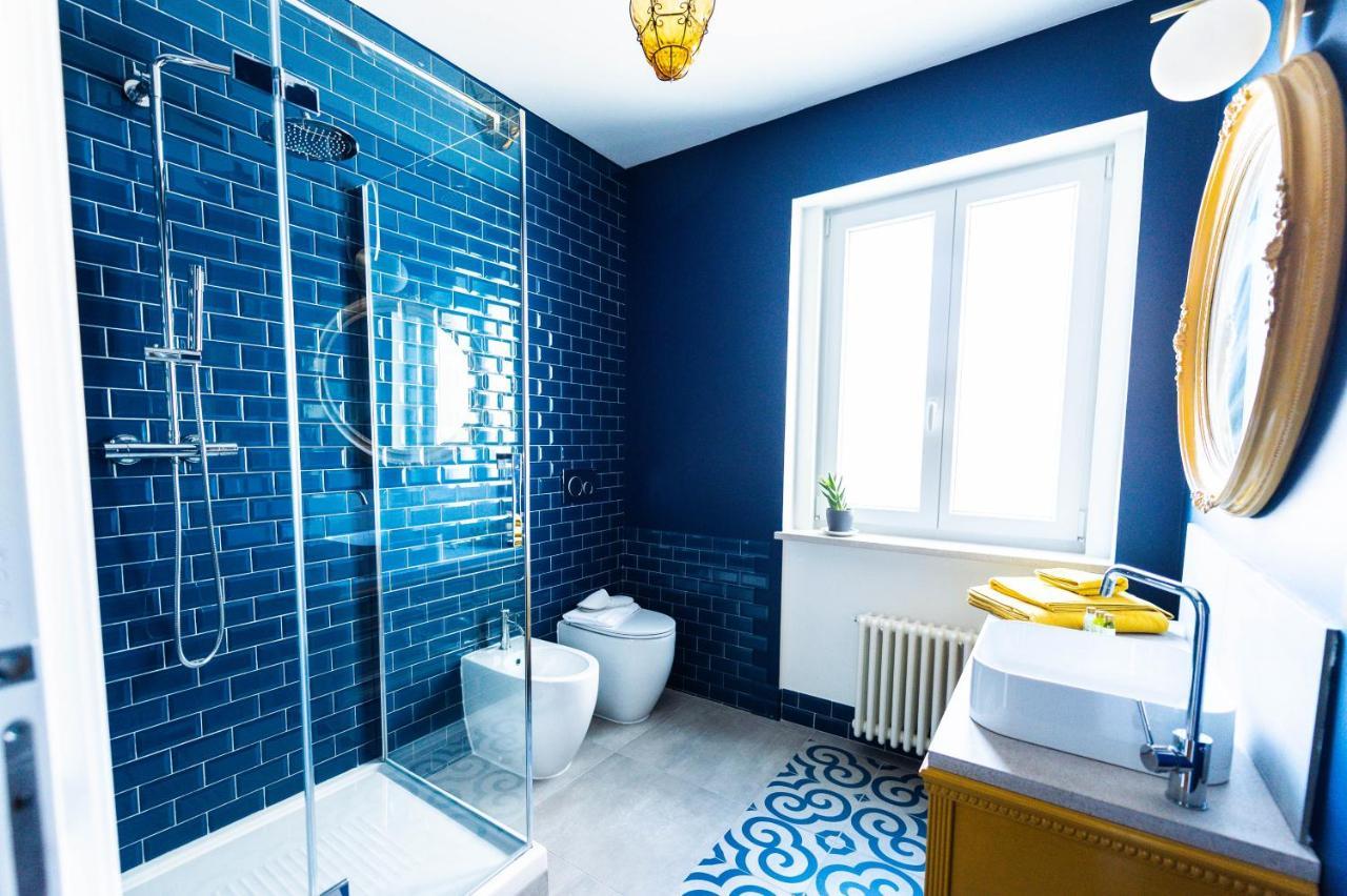 The Lion'S Den Bnb Trieste Bagian luar foto