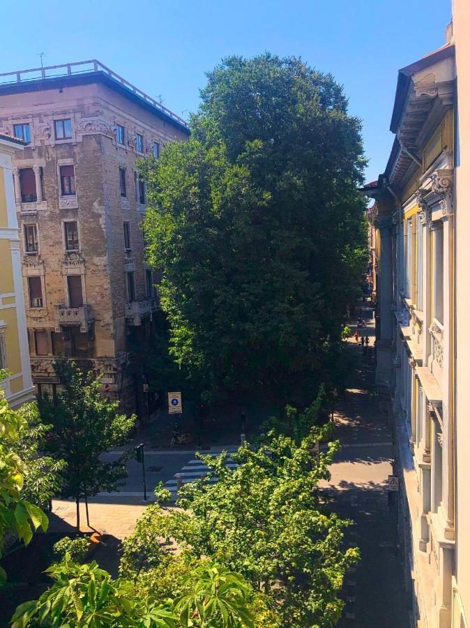 The Lion'S Den Bnb Trieste Bagian luar foto